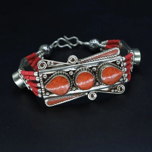 Tibetan silver gemstone ethnic bracelets - Picture 2 of 15